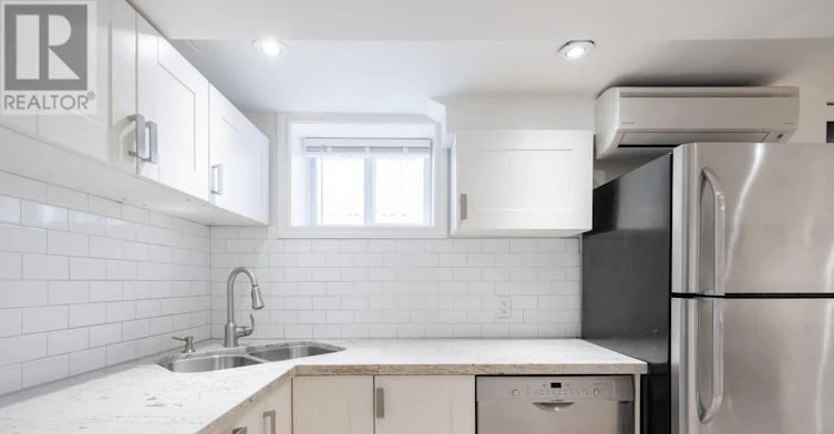 LOWER-419 Ossington Avenue, Toronto, ON, M6J 3A6 - 9