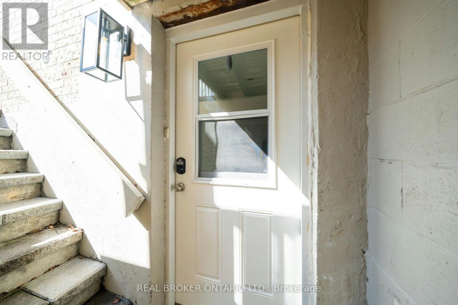 LOWER-419 Ossington Avenue, Toronto, ON, M6J 3A6 - 25
