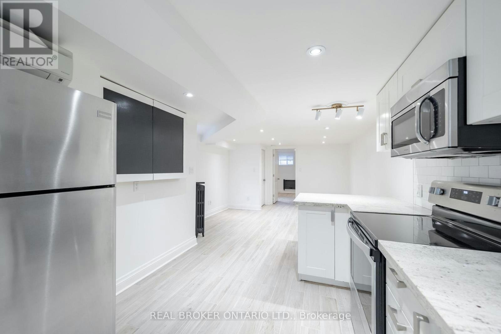 LOWER-419 Ossington Avenue, Toronto, ON, M6J 3A6 - 6