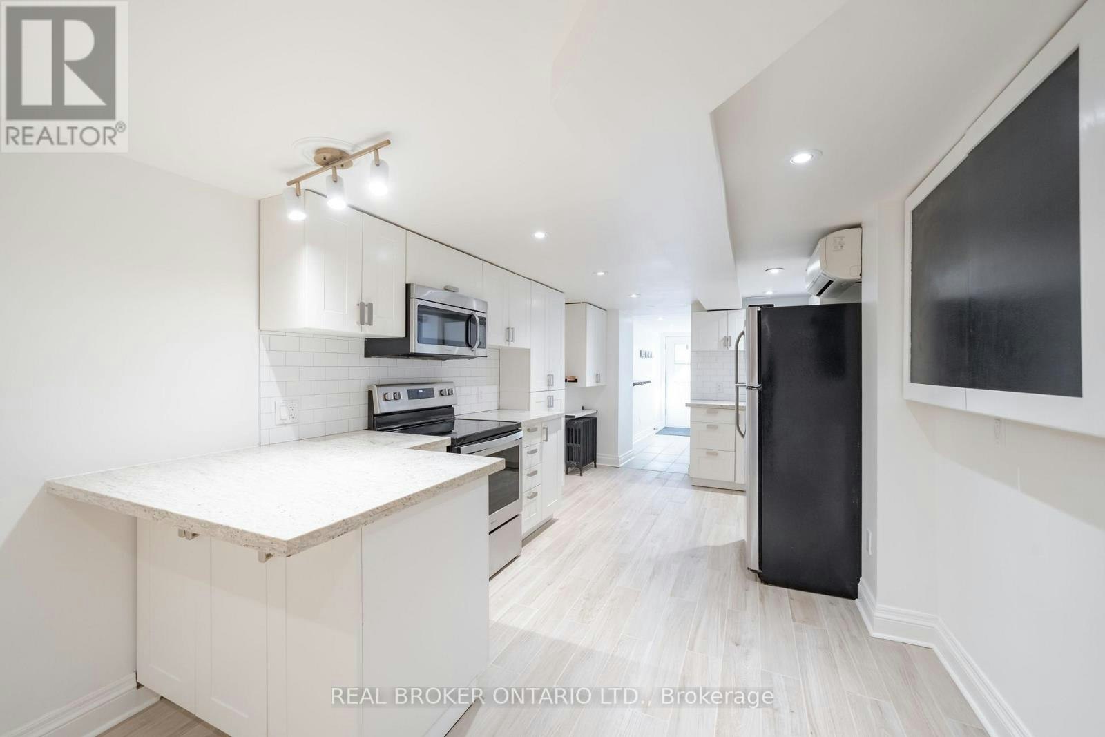 LOWER-419 Ossington Avenue, Toronto, ON, M6J 3A6 - 16