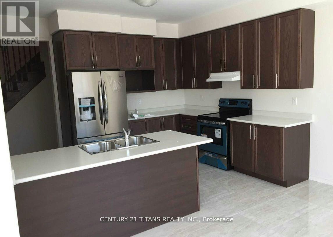 241 Ocean Drive SOUTH, Oshawa, ON, L1L 0K4 - 3