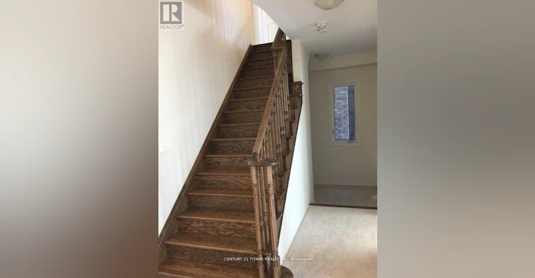 241 Ocean Drive SOUTH, Oshawa, ON, L1L 0K4 - 5