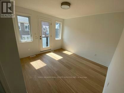 39 Wisla Avenue, Markham, ON, L6C 3L9 - 21