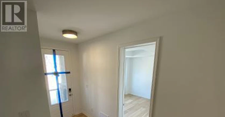 39 Wisla Avenue, Markham, ON, L6C 3L9 - 5
