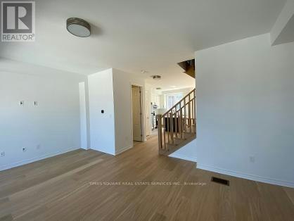 39 Wisla Avenue, Markham, ON, L6C 3L9 - 13