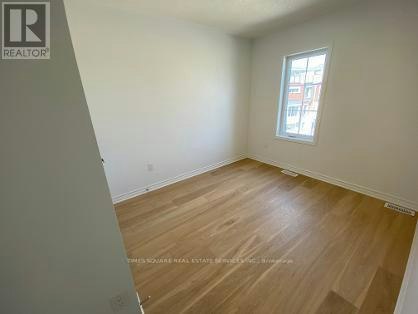 39 Wisla Avenue, Markham, ON, L6C 3L9 - 26