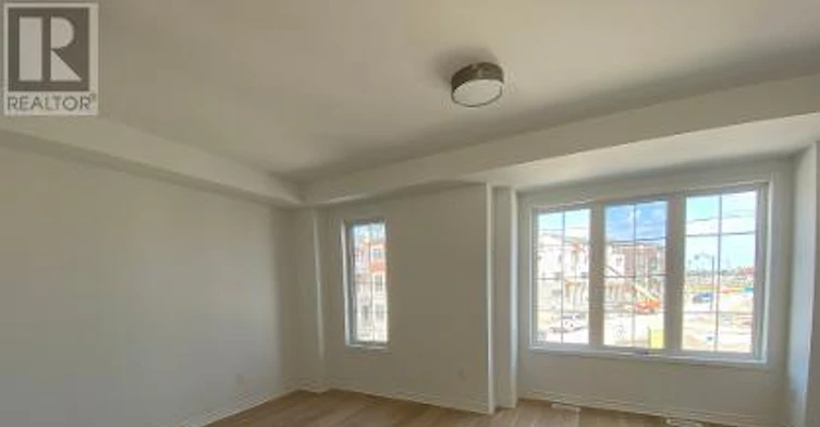 39 Wisla Avenue, Markham, ON, L6C 3L9 - 11