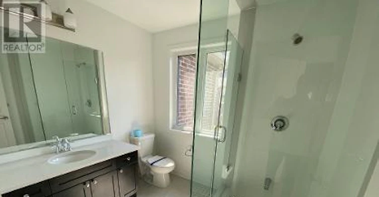 39 Wisla Avenue, Markham, ON, L6C 3L9 - 23