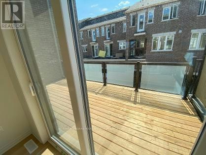 39 Wisla Avenue, Markham, ON, L6C 3L9 - 17