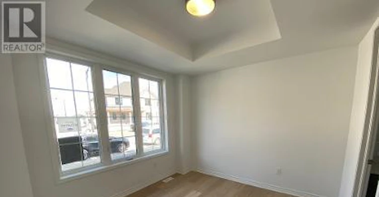 39 Wisla Avenue, Markham, ON, L6C 3L9 - 7