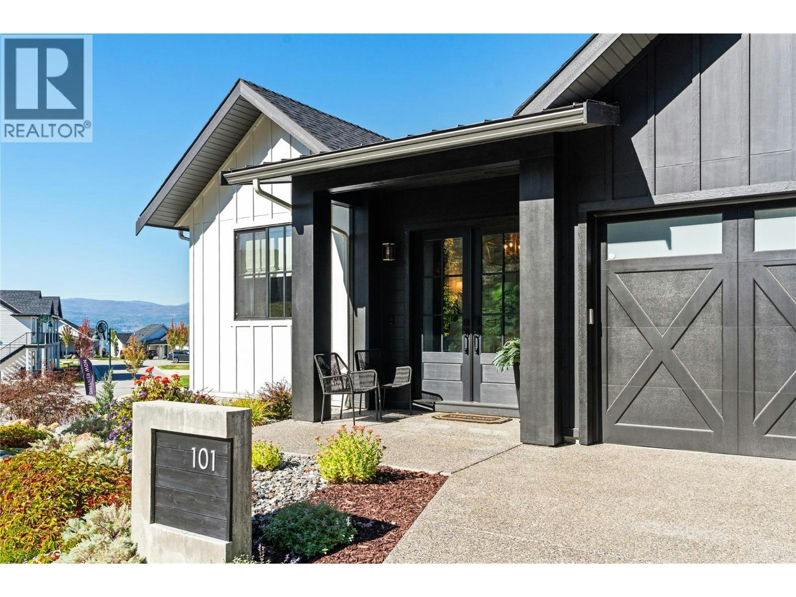 101 Diamond Way - 3