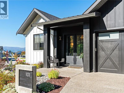 101 Diamond Way - 3