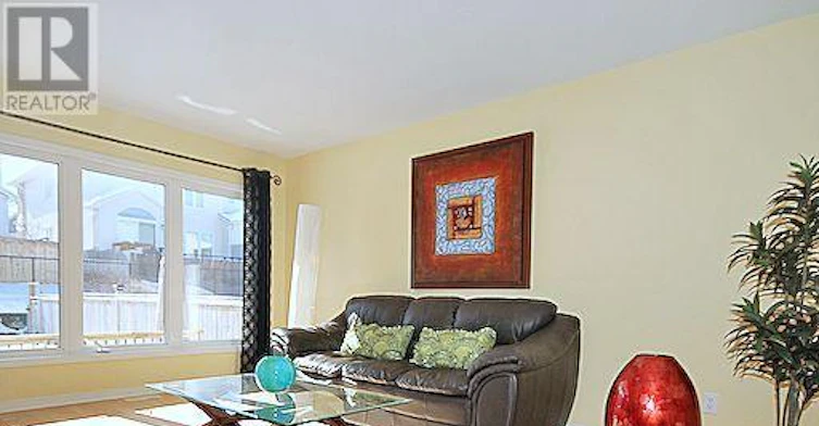 322 Statewood Drive, Ottawa, ON, K2K 0A9 - 4