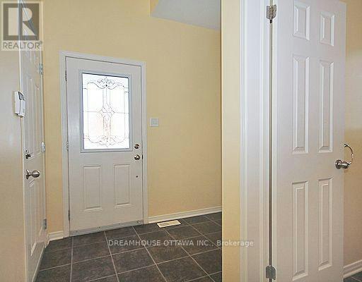 322 Statewood Drive, Ottawa, ON, K2K 0A9 - 2