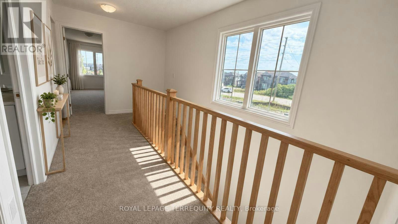 2 Elite Crescent, Hamilton, ON, N3W 0L1 - 7
