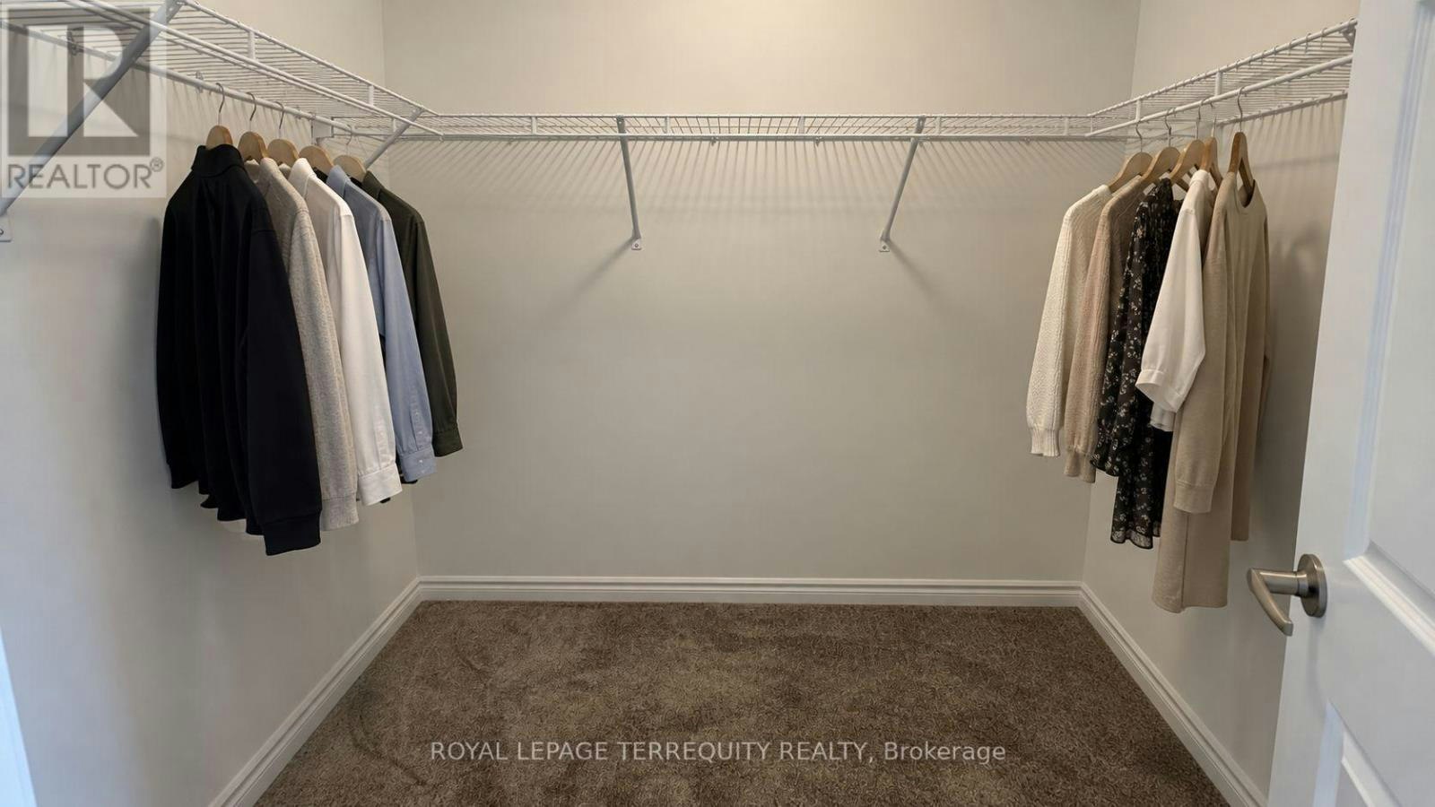 2 Elite Crescent, Hamilton, ON, N3W 0L1 - 9