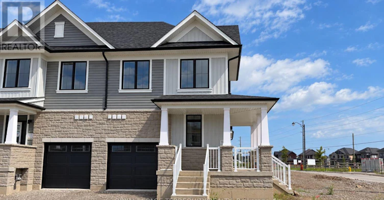2 Elite Crescent, Hamilton, ON, N3W 0L1