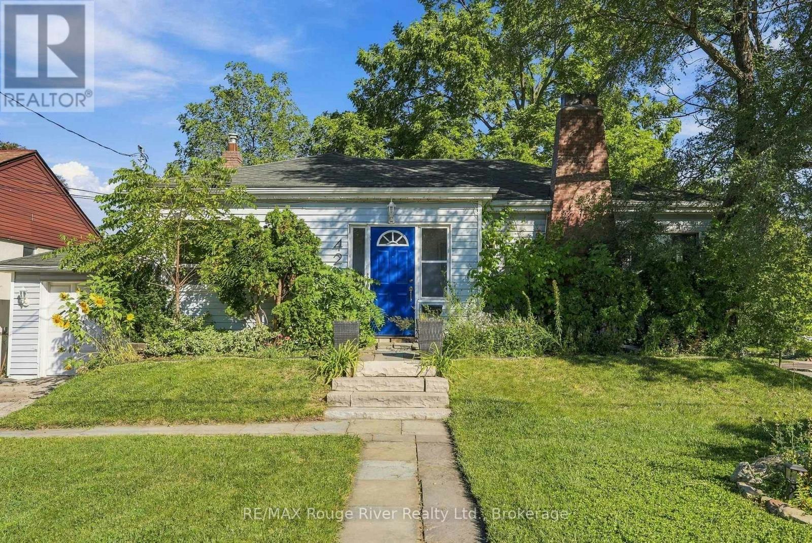 42 Anson Avenue, Toronto, ON, M1M 1X3