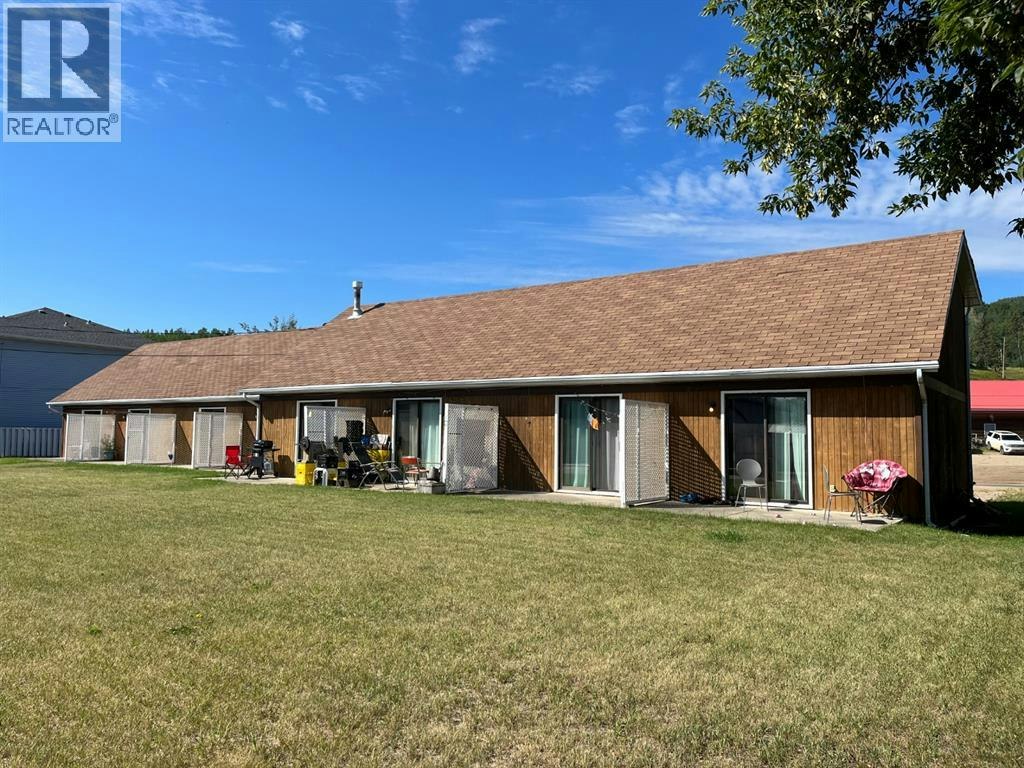 10413 89 Street, Peace River, AB, T8S 1N9