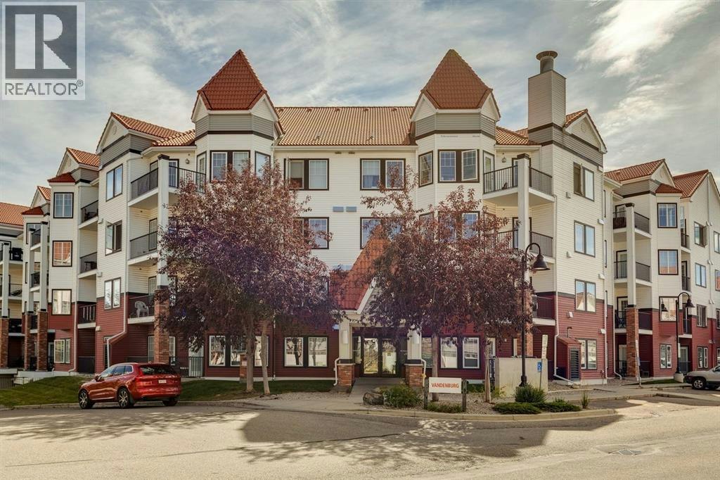 210-20 Royal Oak Plaza NW, Calgary, AB, T3G 0C1