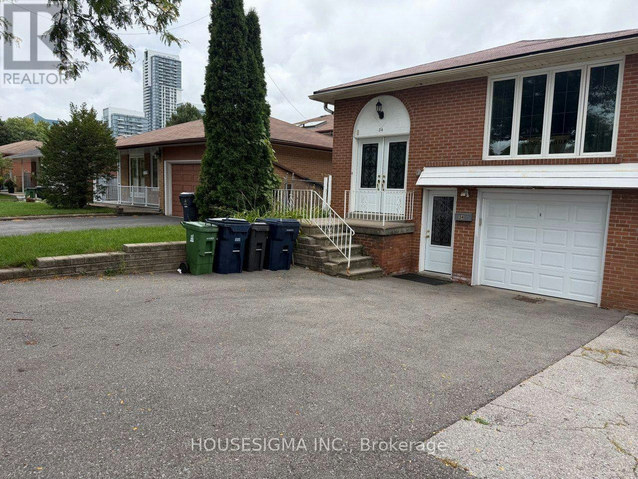 34 Ladner Drive, Toronto, ON, M2J 3Z7
