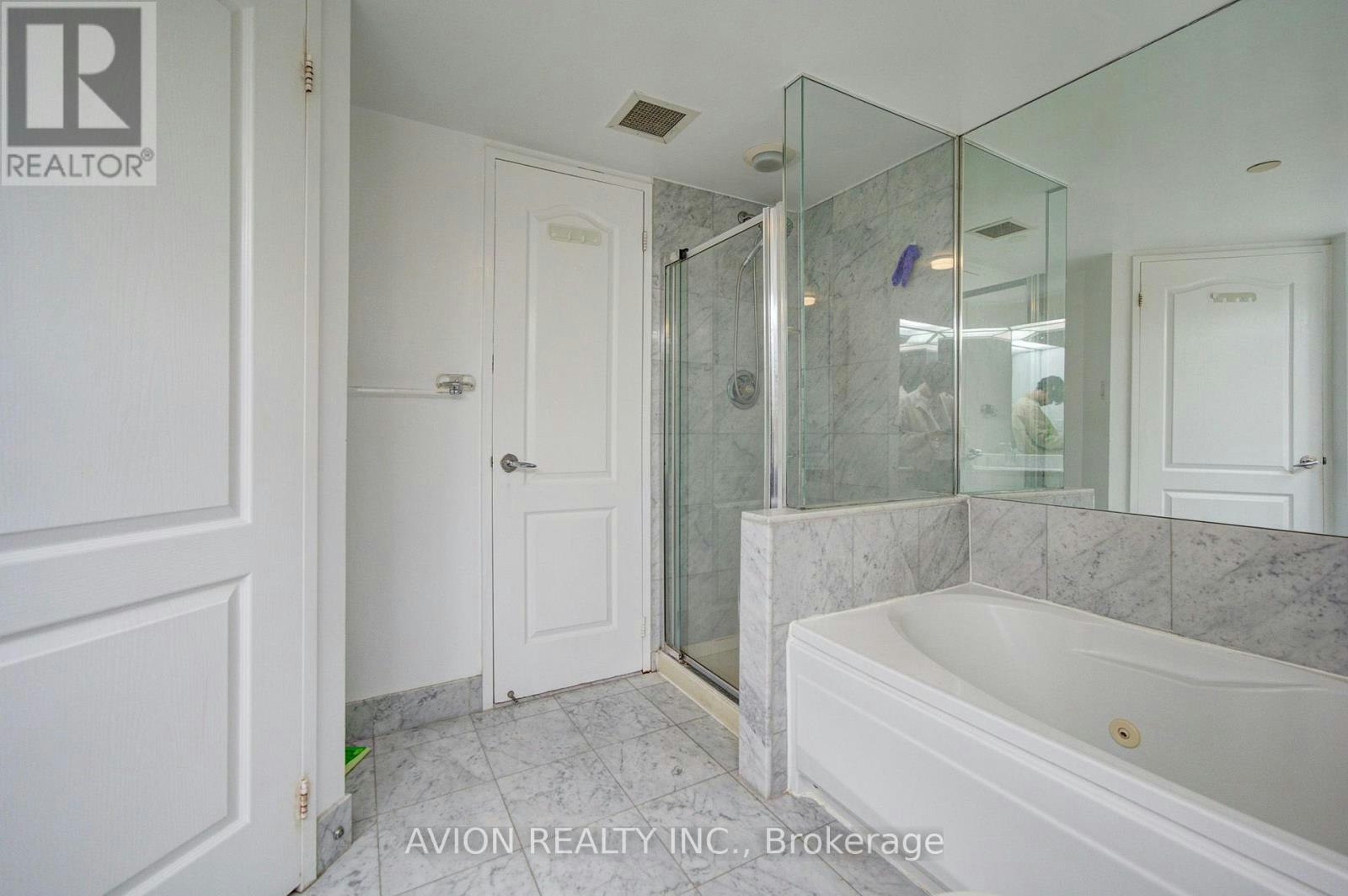 3108-38 Elm Street, Toronto, ON, M5G 2K5 - 24