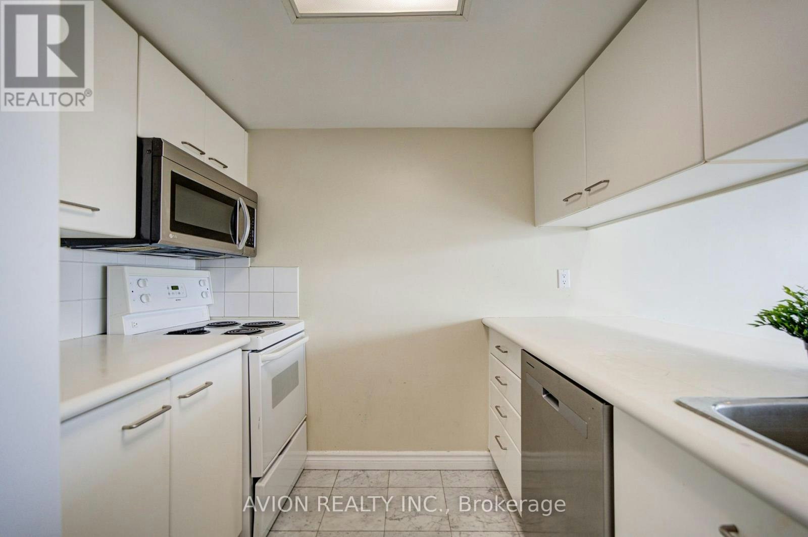 3108-38 Elm Street, Toronto, ON, M5G 2K5 - 13
