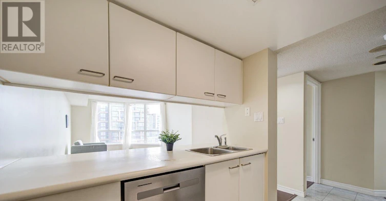 3108-38 Elm Street, Toronto, ON, M5G 2K5 - 12