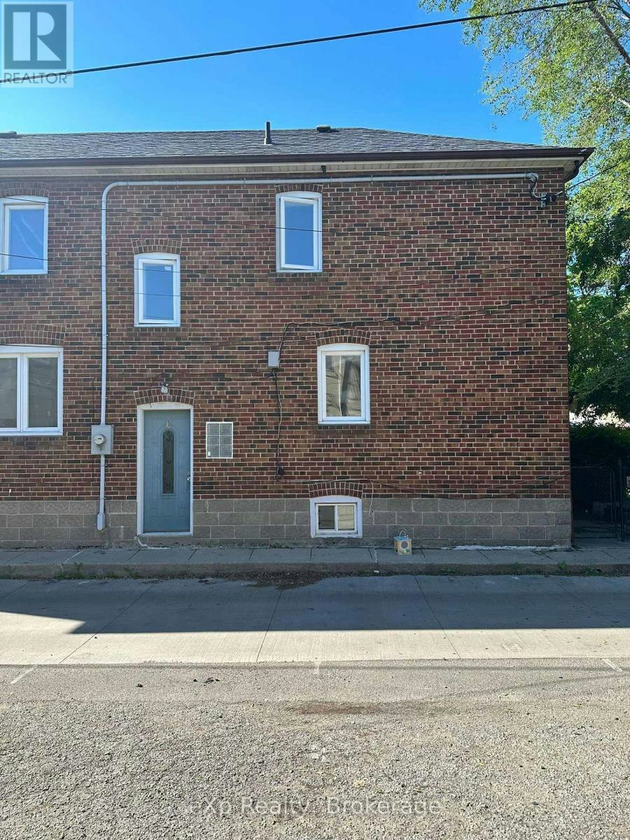 3-36 Second Street, Toronto, ON, M8V 2X2 - 26