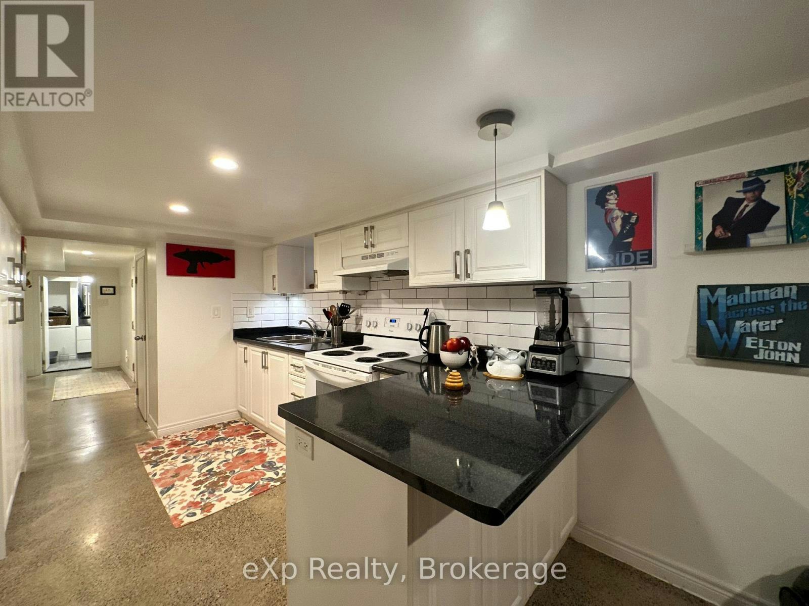 3-36 Second Street, Toronto, ON, M8V 2X2 - 6