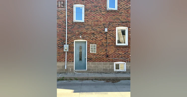 3-36 Second Street, Toronto, ON, M8V 2X2 - 25