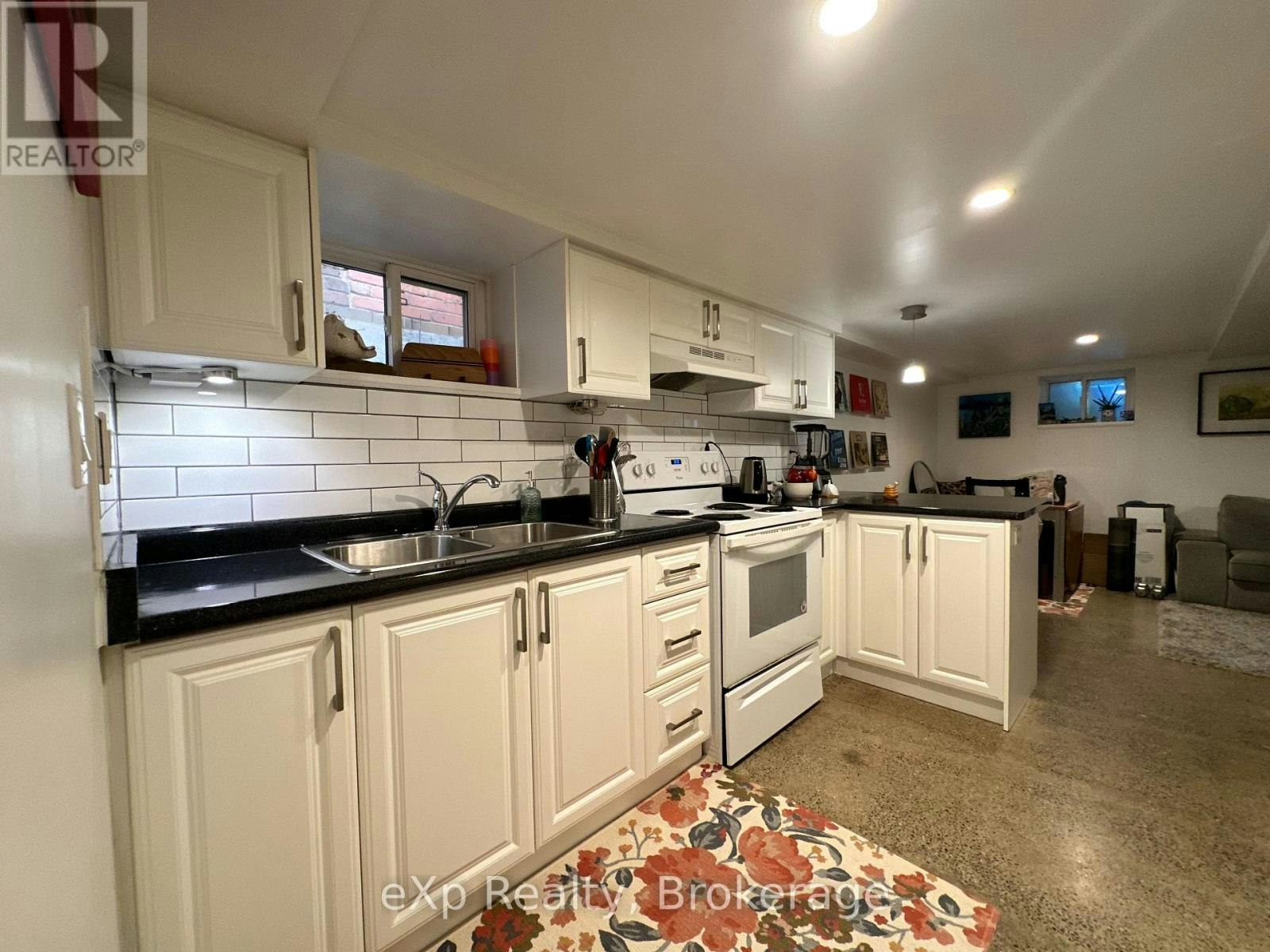 3-36 Second Street, Toronto, ON, M8V 2X2 - 7