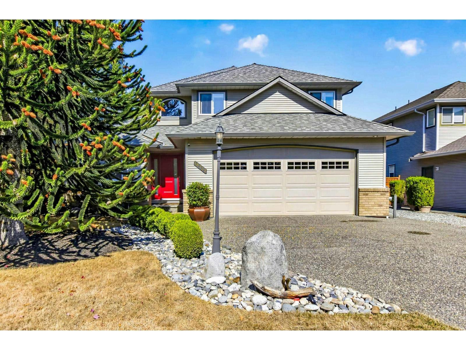 18737 65 Avenue, Surrey, BC, V3S 8V2