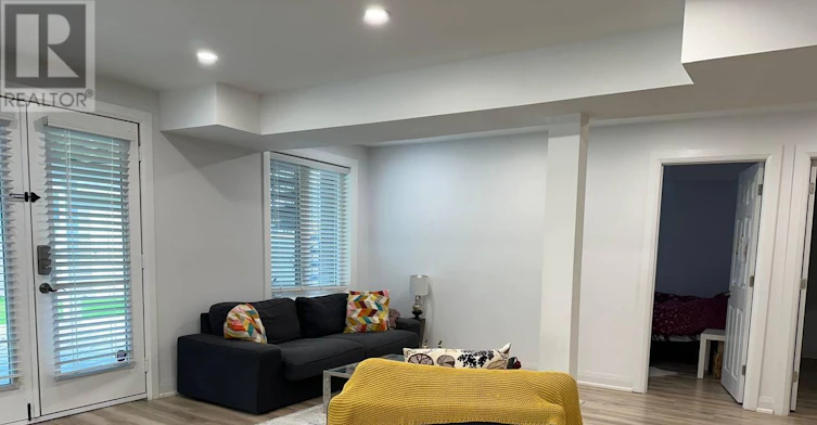3 Pheasant Drive, Richmond Hill, ON, L4E 3S9 - 10