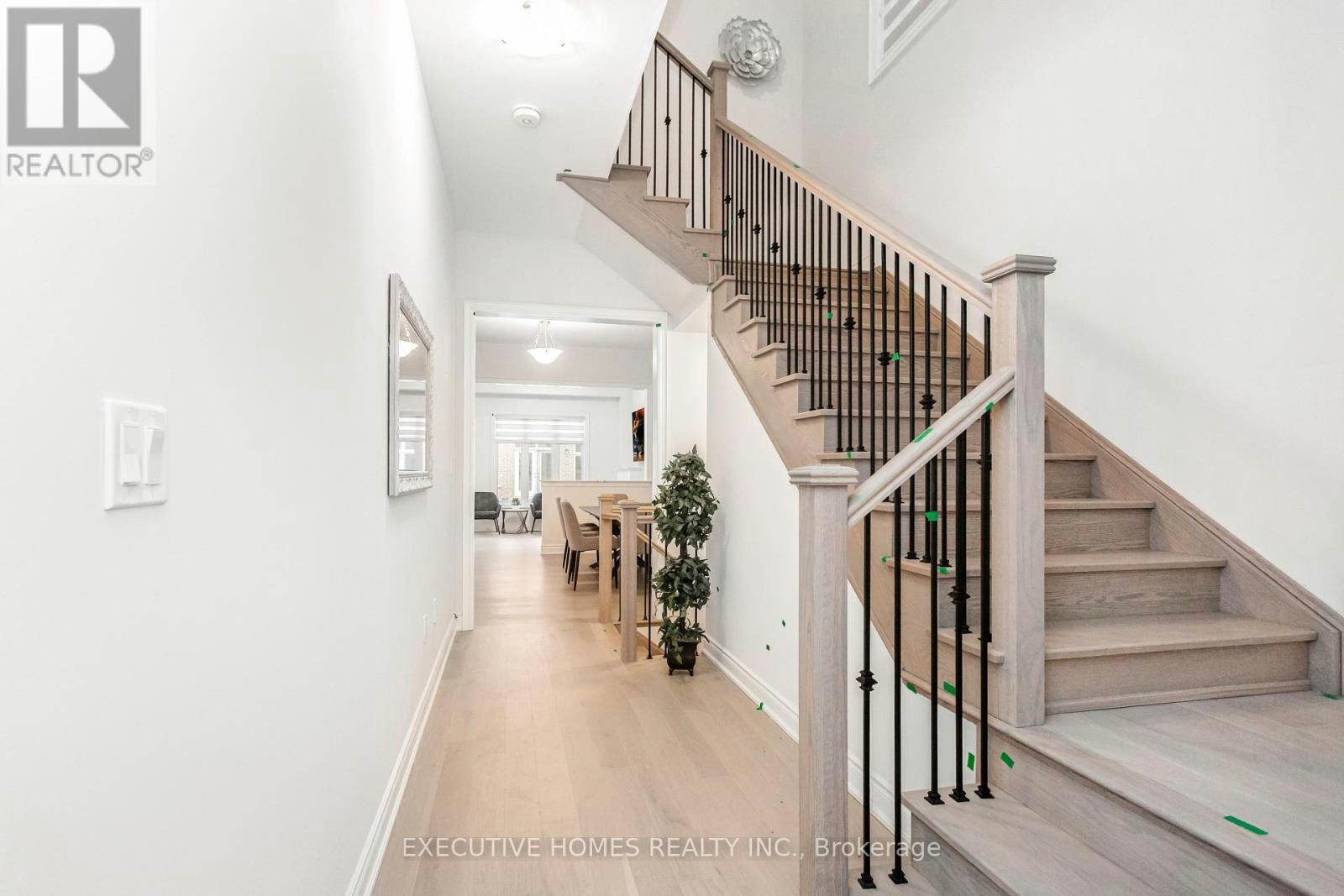 1371 Peony Path, Oakville, ON, L6H 7Z8 - 3