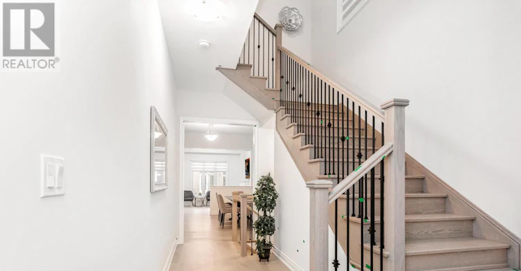 1371 Peony Path, Oakville, ON, L6H 7Z8 - 3