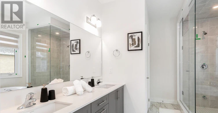 1371 Peony Path, Oakville, ON, L6H 7Z8 - 30
