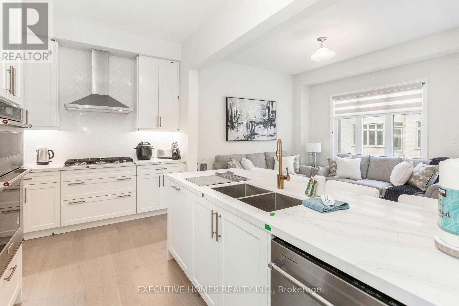 1371 Peony Path, Oakville, ON, L6H 7Z8 - 15