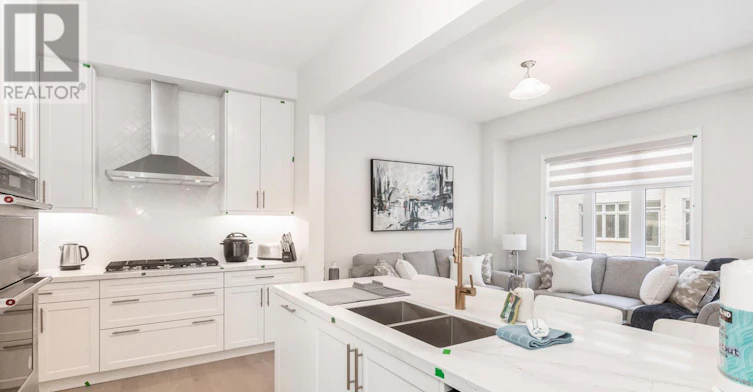 1371 Peony Path, Oakville, ON, L6H 7Z8 - 15