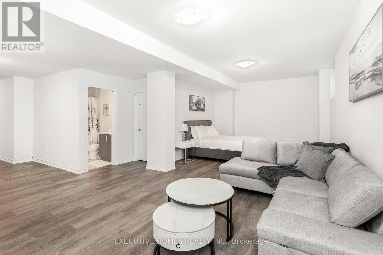 1371 Peony Path, Oakville, ON, L6H 7Z8 - 42