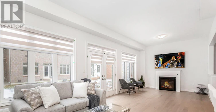 1371 Peony Path, Oakville, ON, L6H 7Z8 - 5