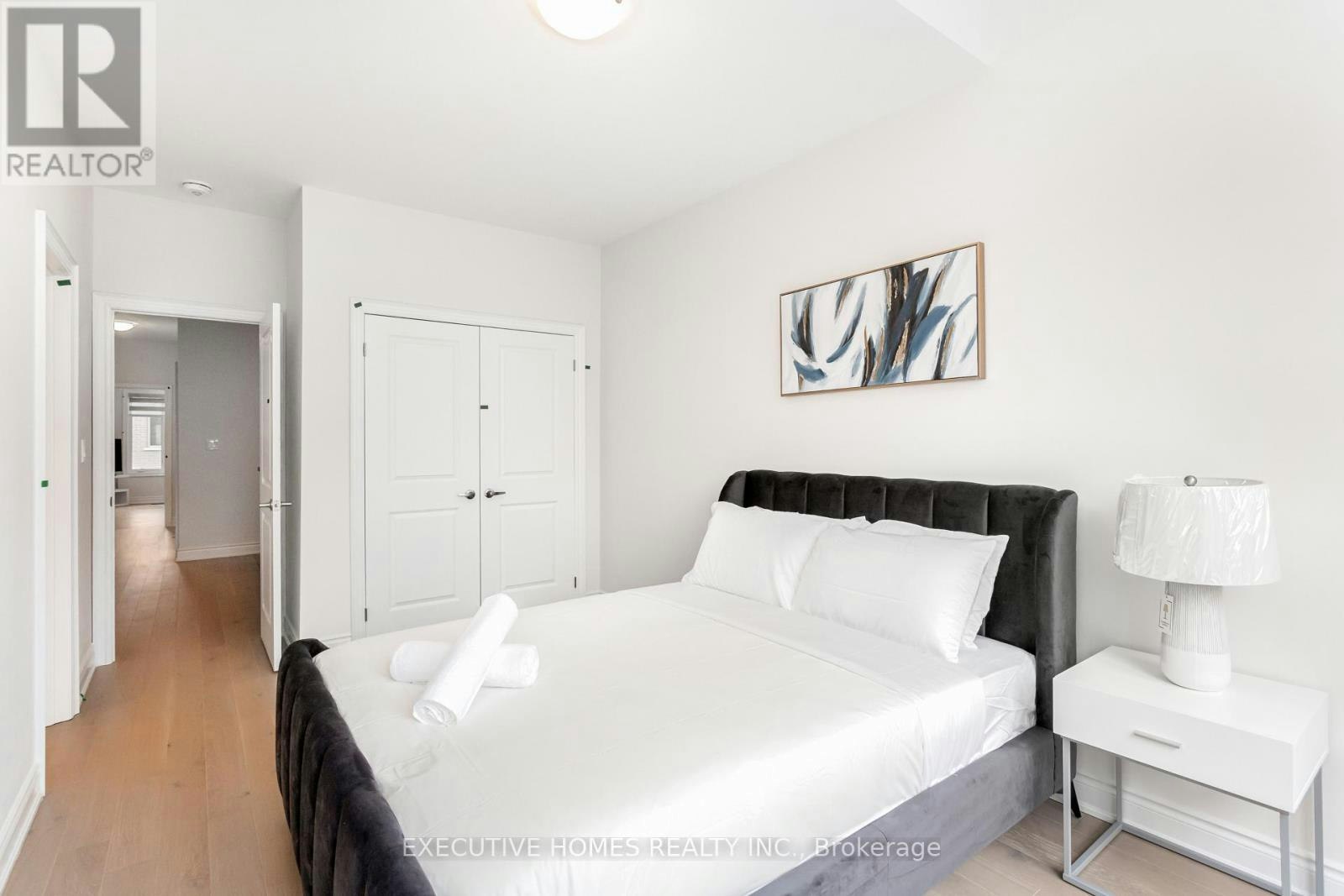 1371 Peony Path, Oakville, ON, L6H 7Z8 - 34