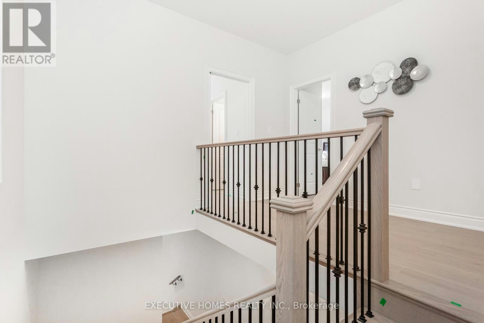 1371 Peony Path, Oakville, ON, L6H 7Z8 - 24