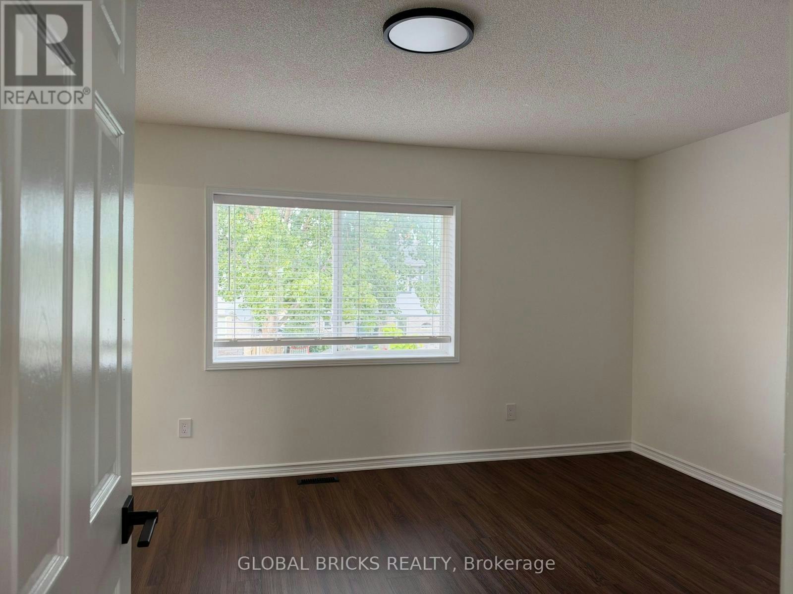 1049 Kennedy Circle, Milton, ON, L9T 5S5 - 9