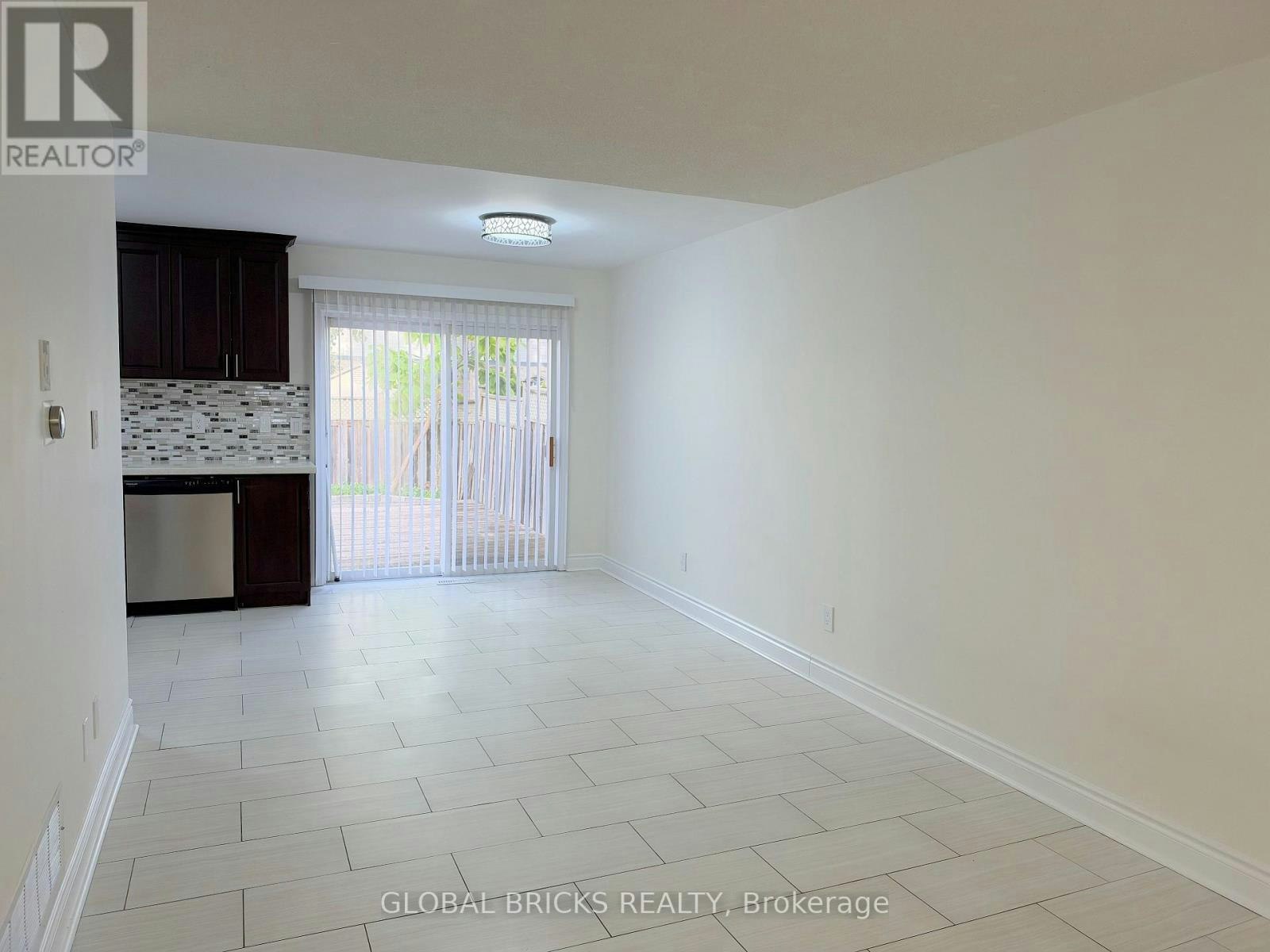 1049 Kennedy Circle, Milton, ON, L9T 5S5 - 5