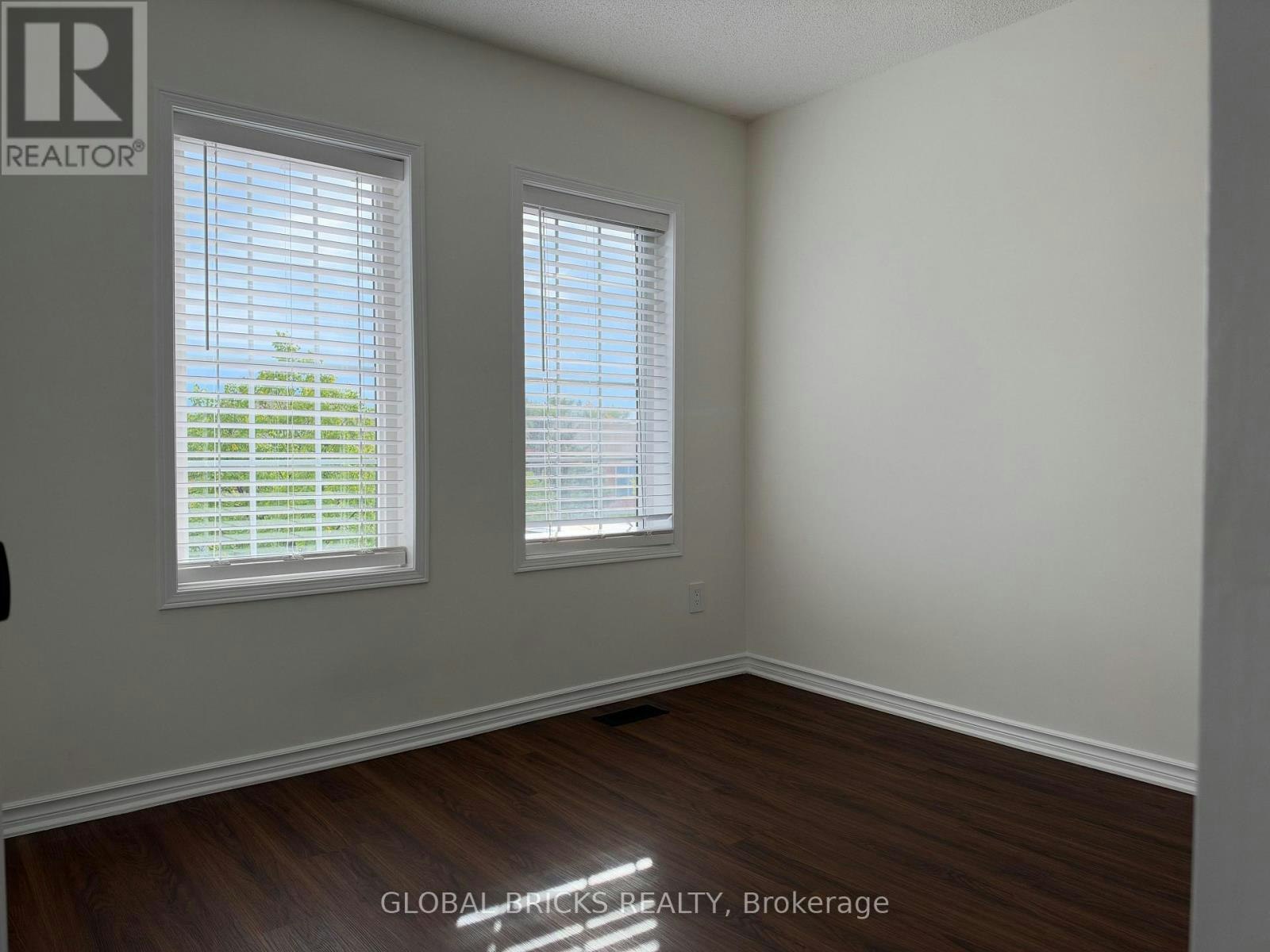 1049 Kennedy Circle, Milton, ON, L9T 5S5 - 12
