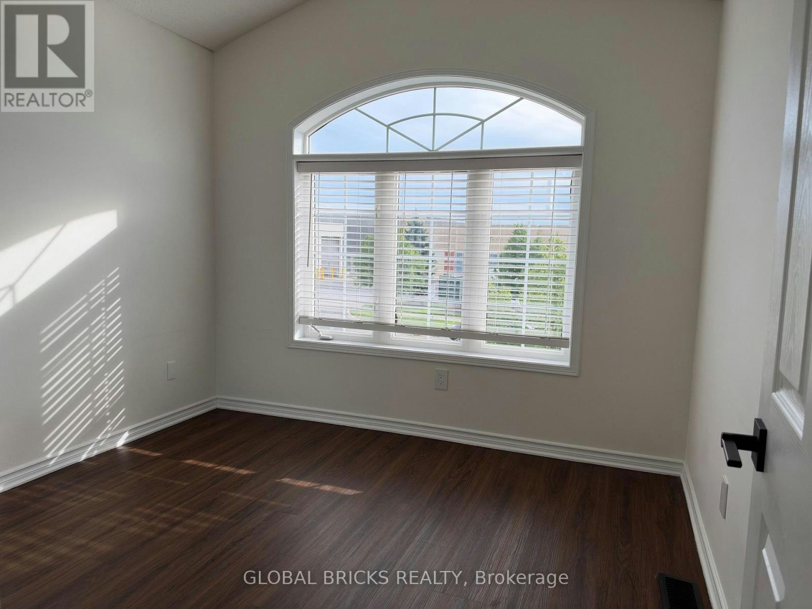 1049 Kennedy Circle, Milton, ON, L9T 5S5 - 11