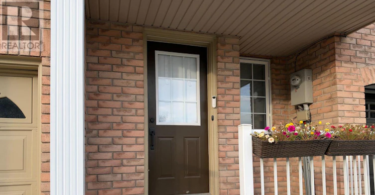 1049 Kennedy Circle, Milton, ON, L9T 5S5 - 2