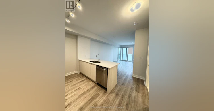 3610-430 Square One Drive, Mississauga, ON, L5B 0L6 - 4