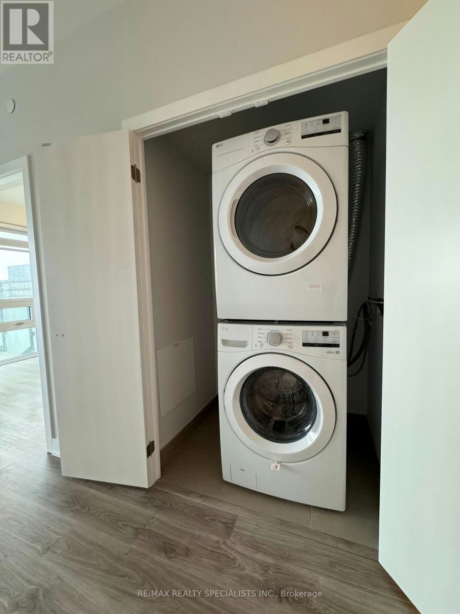 3610-430 Square One Drive, Mississauga, ON, L5B 0L6 - 30